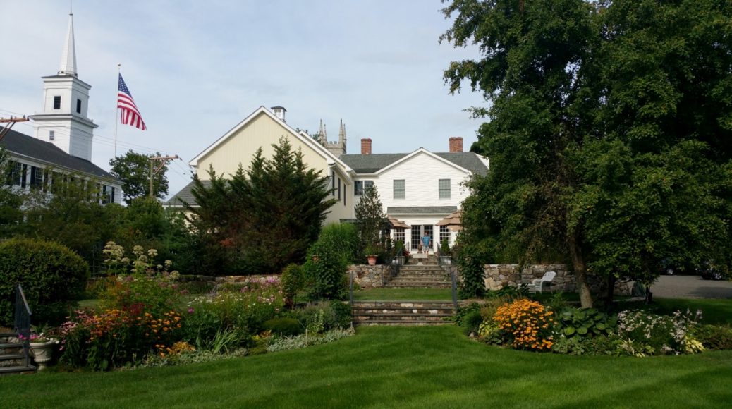 A Closer Look House; Newtown, CT New England Living